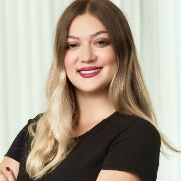 Co-founder of Defy Trends, Imge Su Cetin