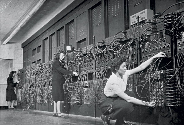 Female Engineers Programming the ENIAC(Electronic Numerical Integrator and Computer)