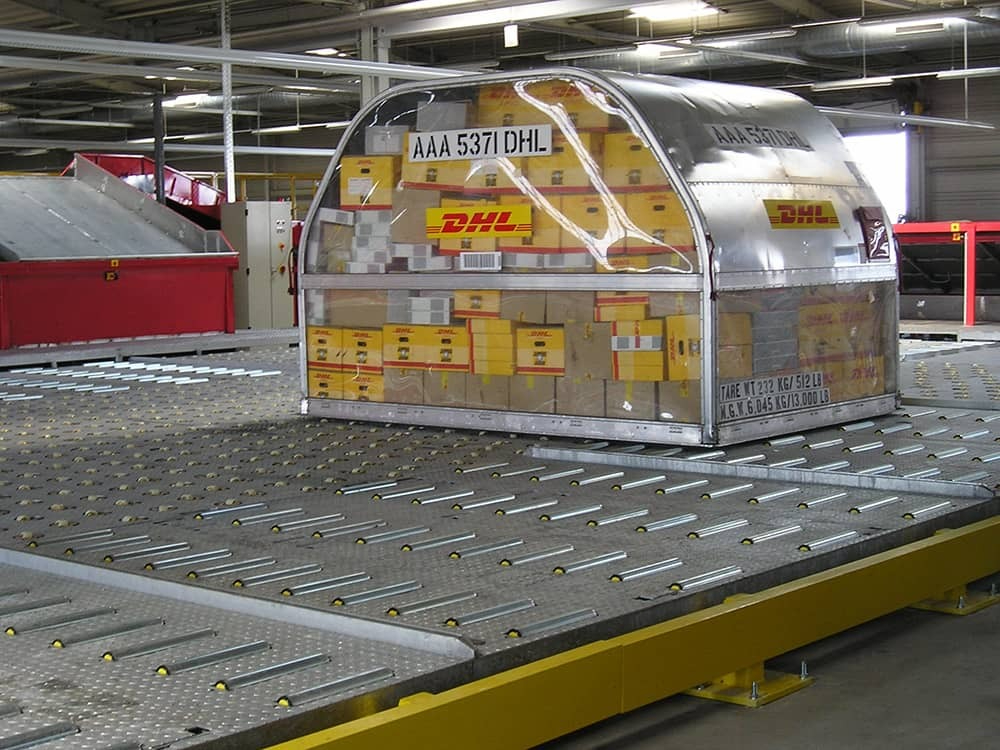 featured image - Warehousing Tools That Streamline Material Handling