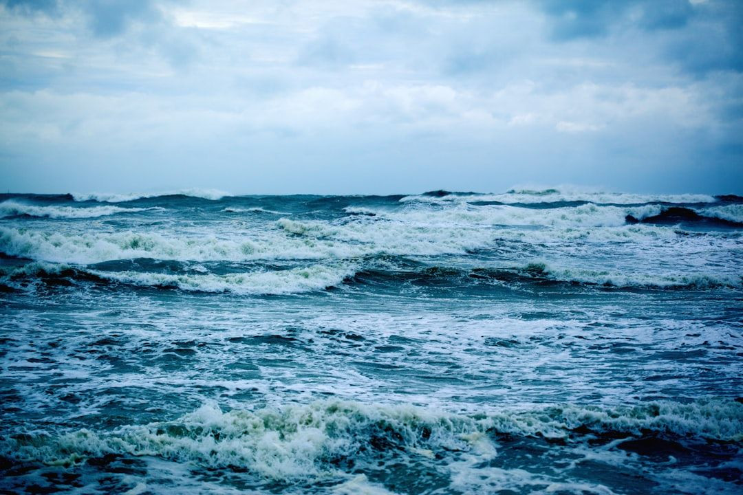 Scientist Finds Equatorial Ocean Turbulence Is Surprisingly Ordinary