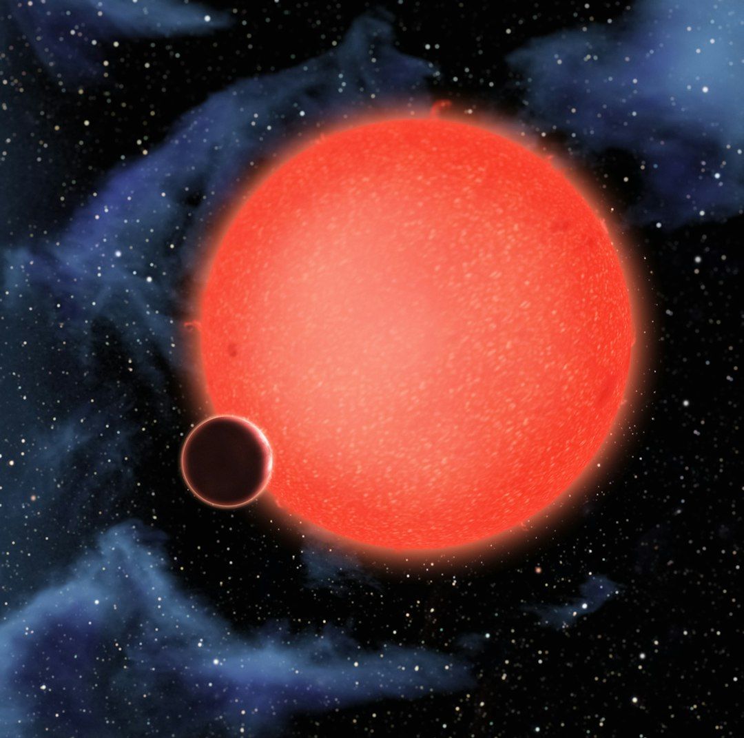 Thermodynamic Limits on Oxygenic Photosynthesis Around M-dwarf Stars: Abstract and Introduction