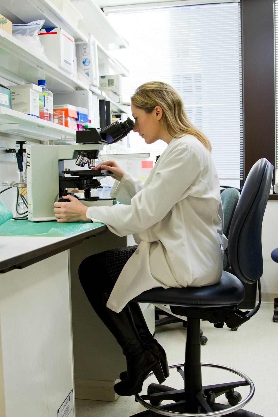 Scientists Built a Smart Filter for Science Papers—and It’s Cleaning Up the Data Chaos