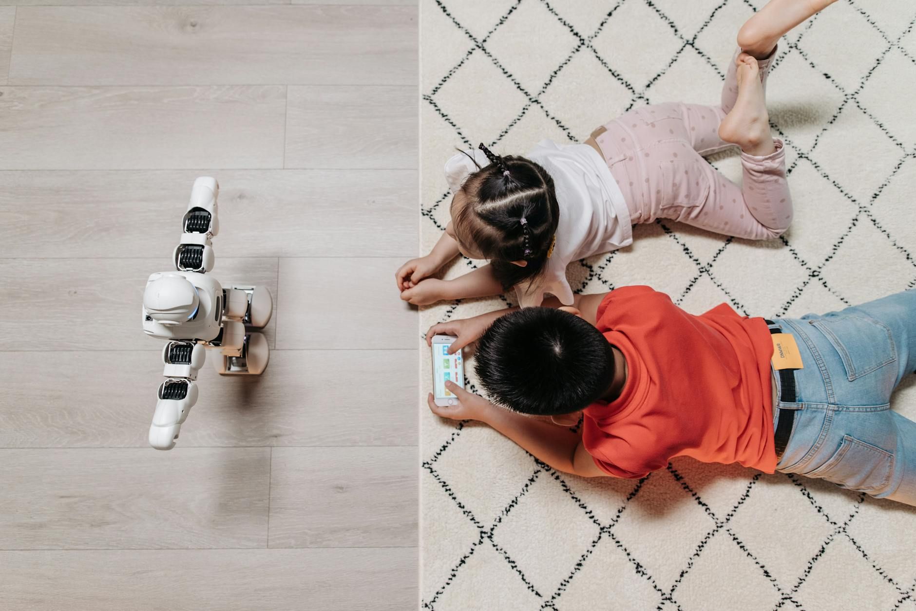 Turns Out Kids Really Engage with Robots—Especially When They’re Chatty and Proactive