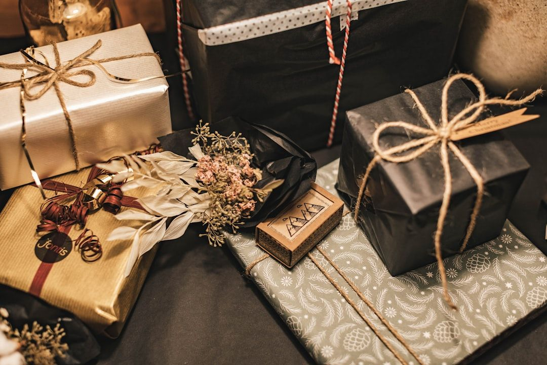 How Technology Is Transforming the "Gift Giving" Expеriеncе