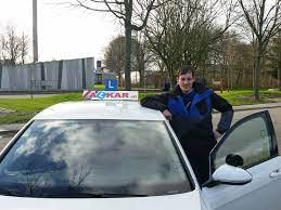 featured image - Kom Rijlessen bij Driver Company: De Rijschool uit Den Haag