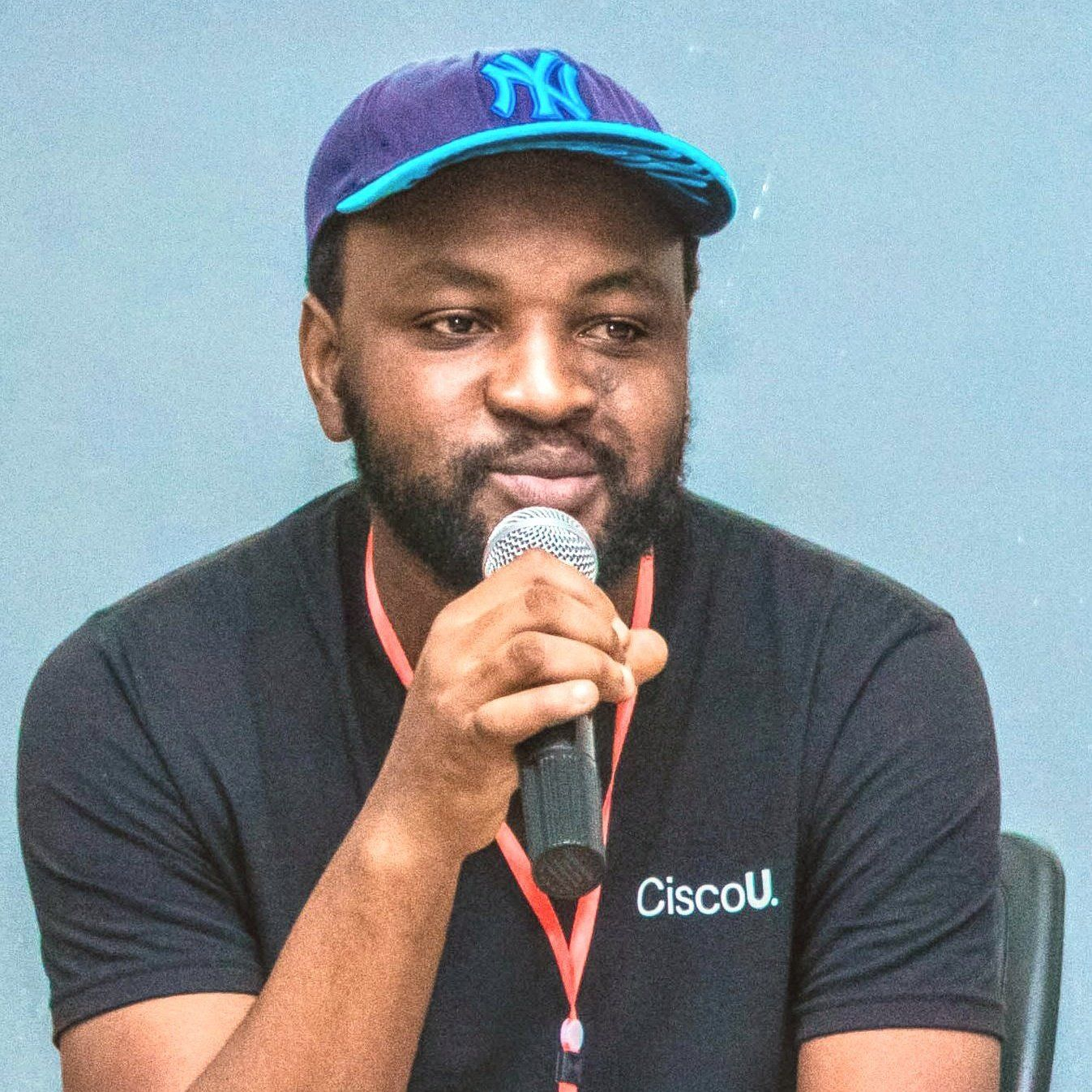 Meet the Writer: Hacker Noon's Contributor Verlaine j muhungu, Technical writer