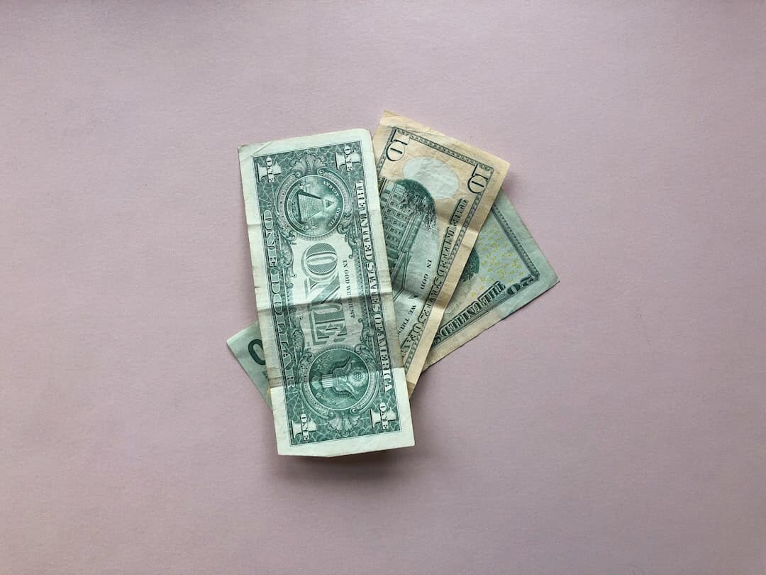 The Great Tech Salary Divide: Why AI Elites Thrive as Others Face Cuts