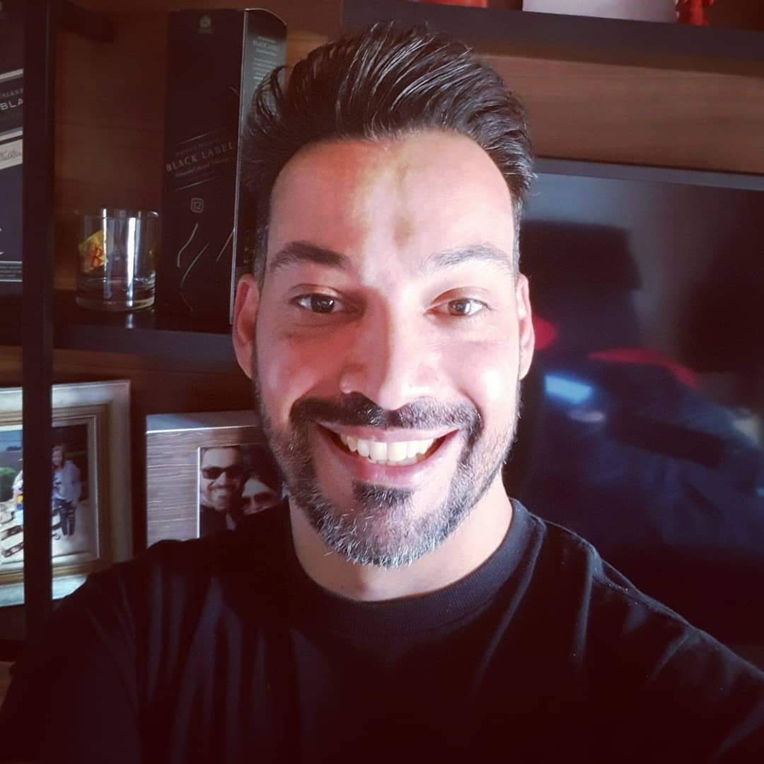 Author profile picture