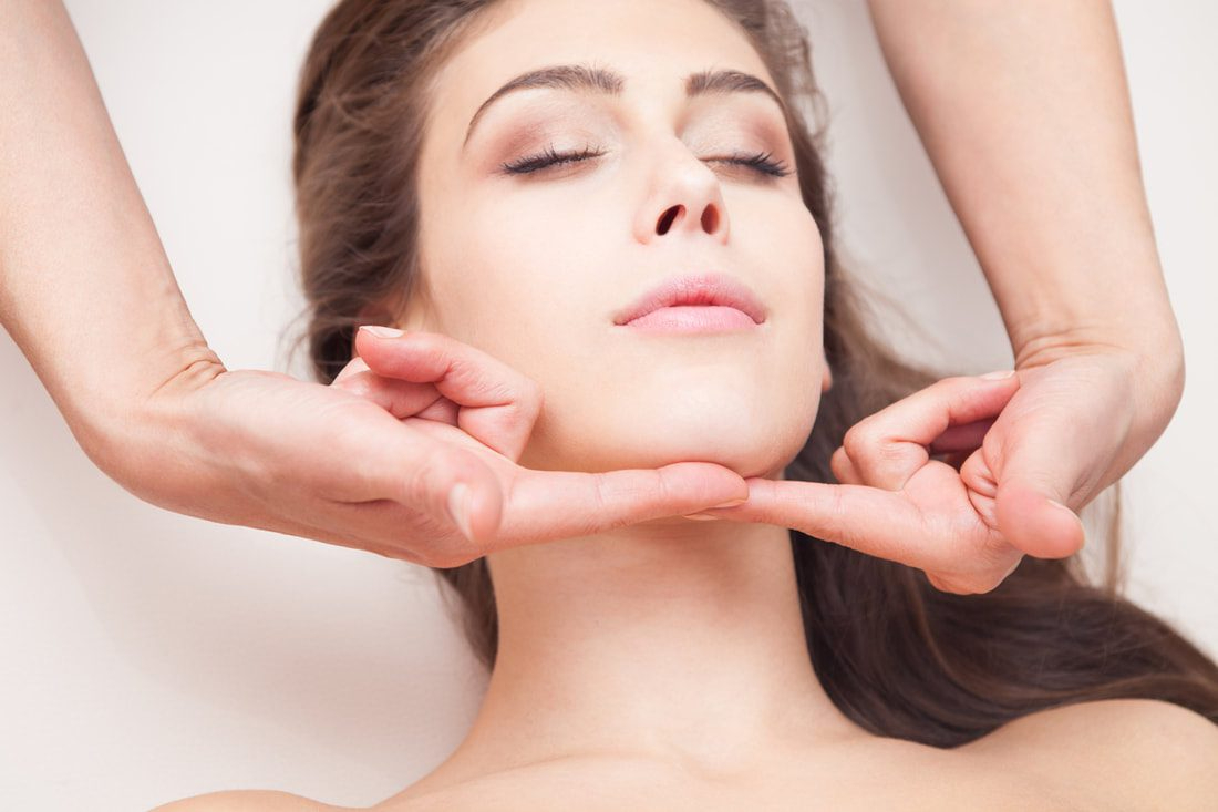 featured image - Dubai's Secret to Ageless Beauty: Face Rejuvenation Treatments