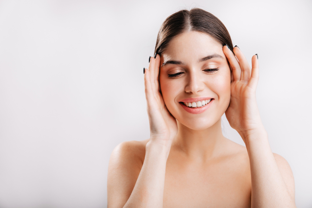 featured image - Age-Defying Elixir: The Science Behind Anti-Aging Treatments in Dubai