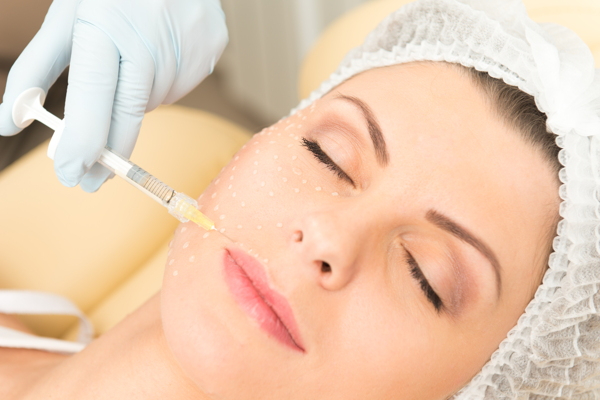 featured image - Erase, Renew, Refresh: Dermapen's Beauty Revolution Hits Dubai
