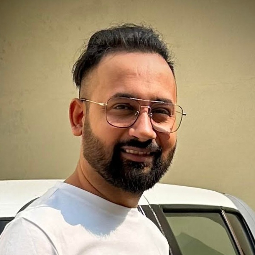 Author profile picture