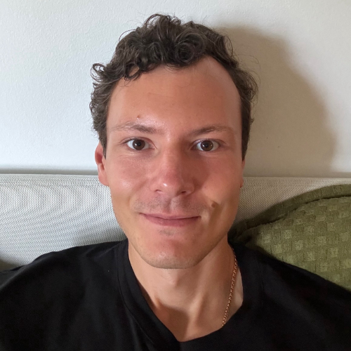 Author profile picture