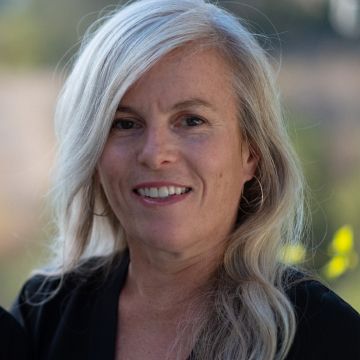 Author profile picture