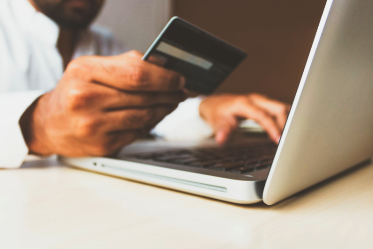 Early Birds Rule: 5 E-Commerce Moves for Black Friday Prep
