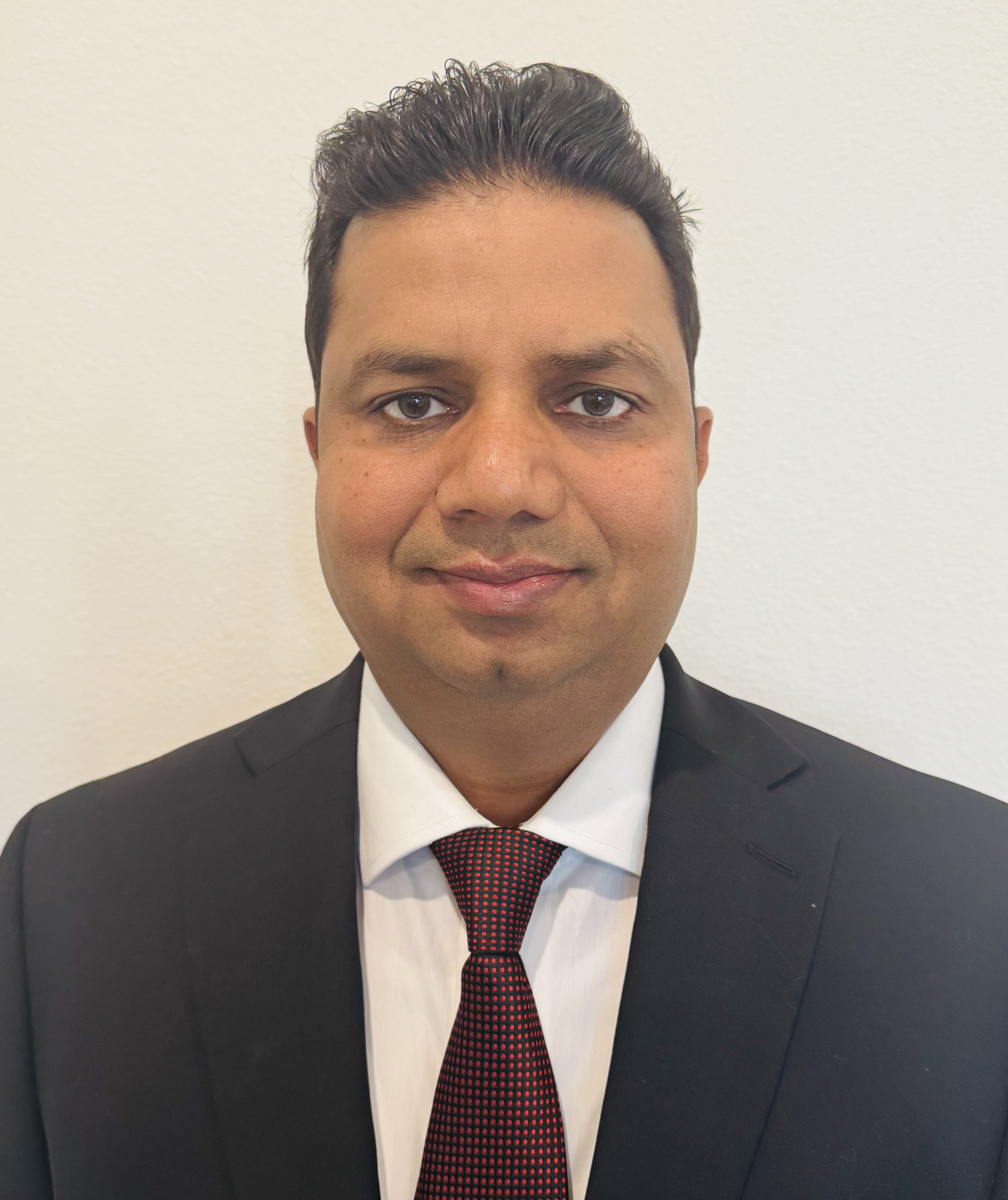 Driving Oracle Cloud Transformation at Global Scale with Mukesh Garg