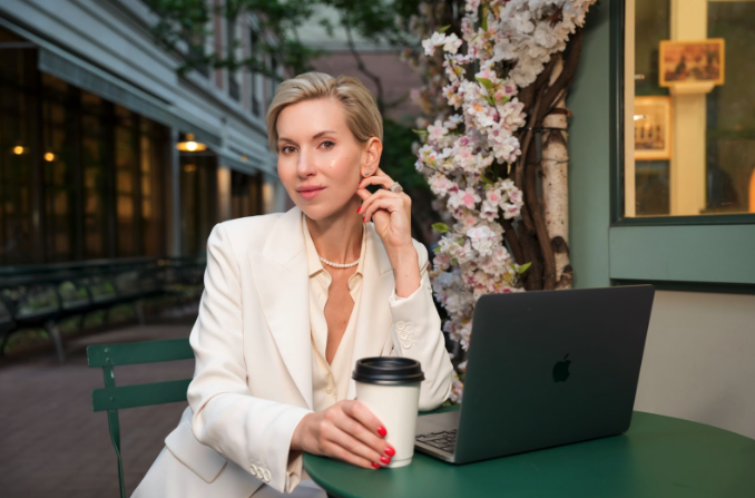 How Katerina Andreeva Helps Small Businesses Adopt AI With Clarity
