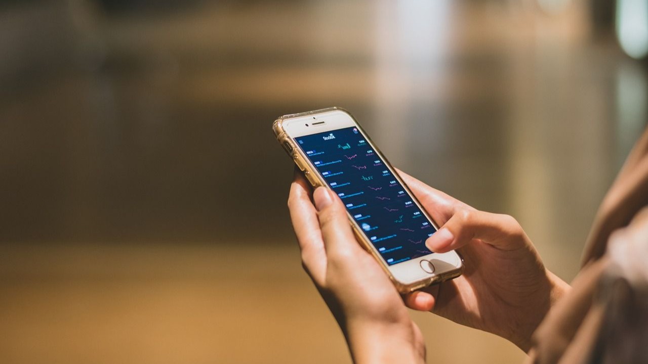 Top 10 Platforms to Create your eCommerce Mobile App Without Coding
