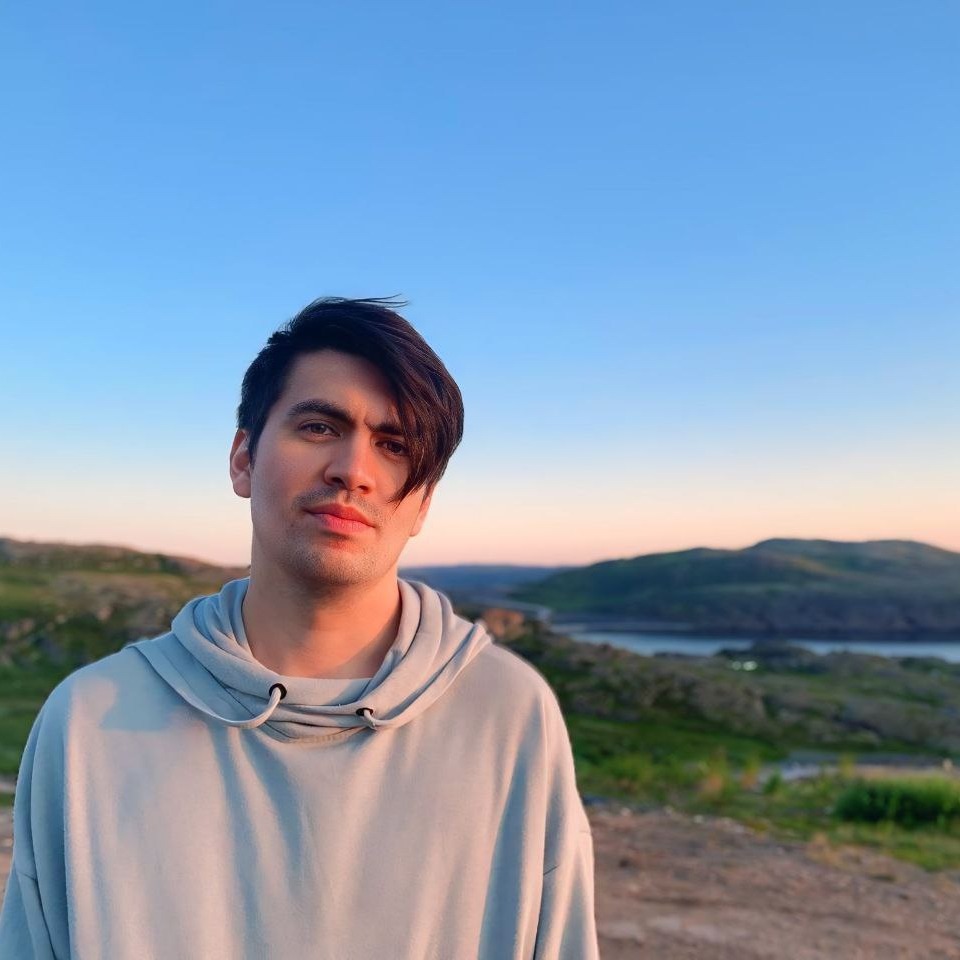 Author profile picture