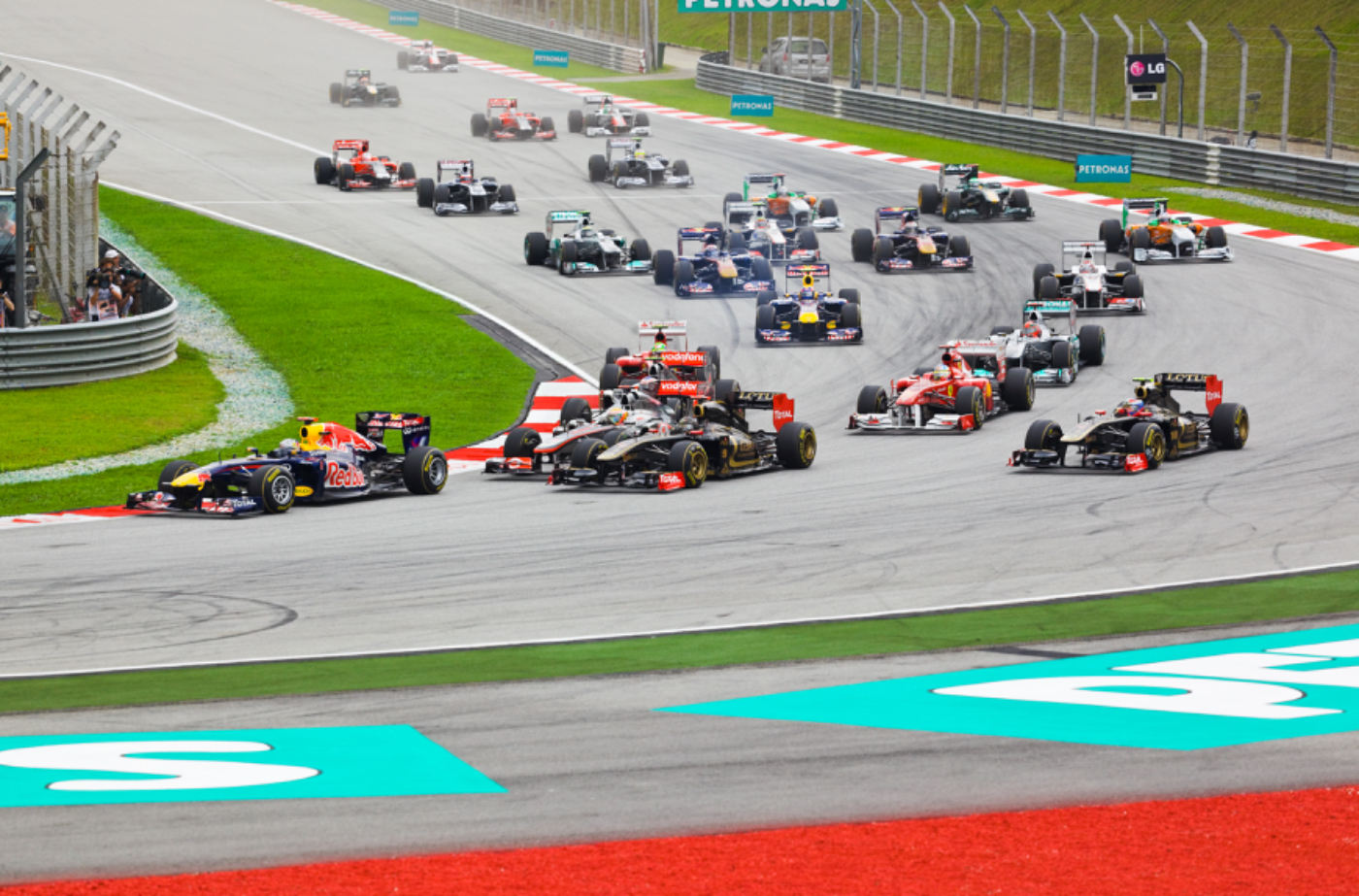 From Formula 1 to Tech Marketing: Taking the Middle Lane With Julien Sauvage