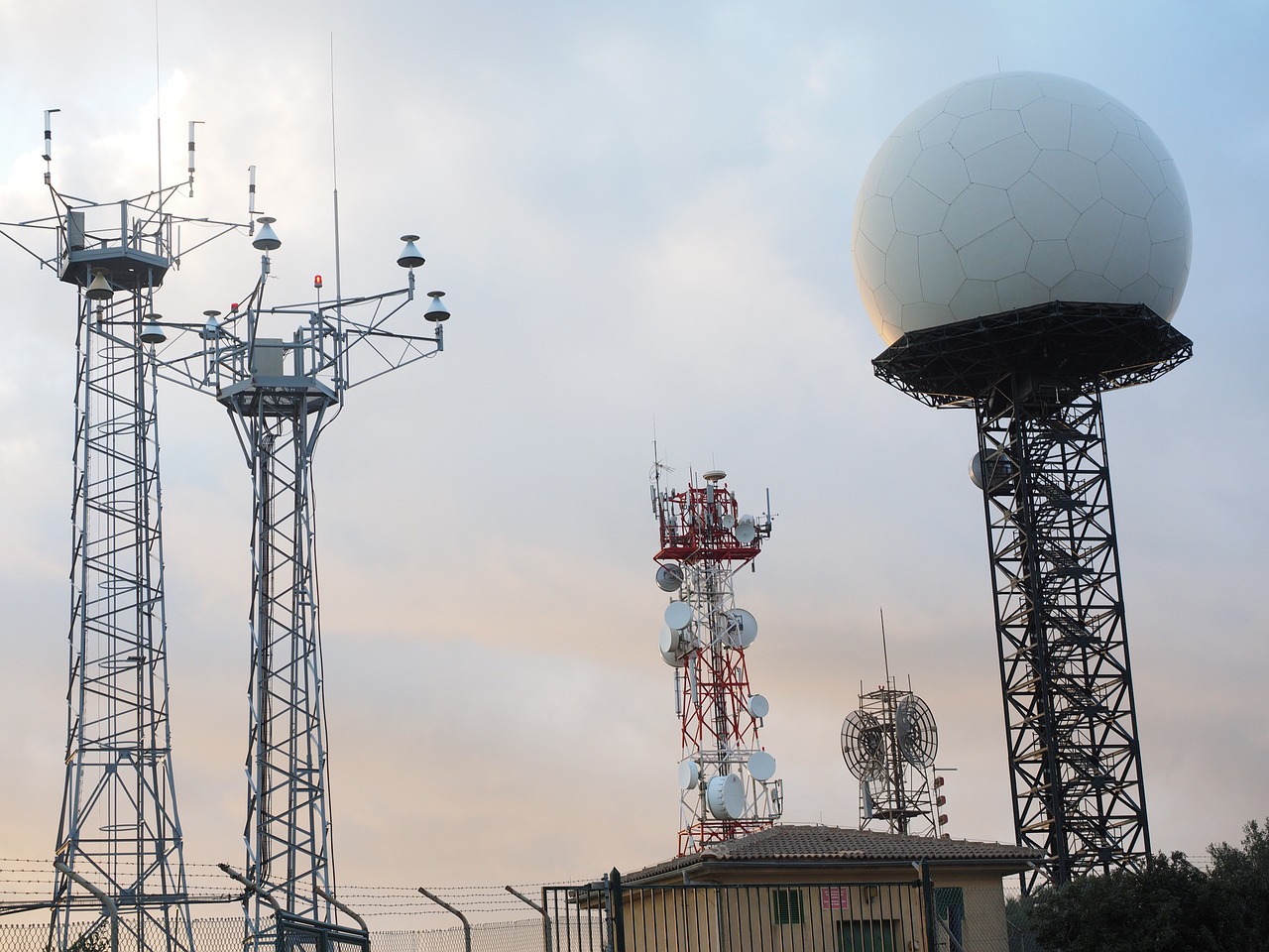 Here's How Weather Data Reaches Your Phone