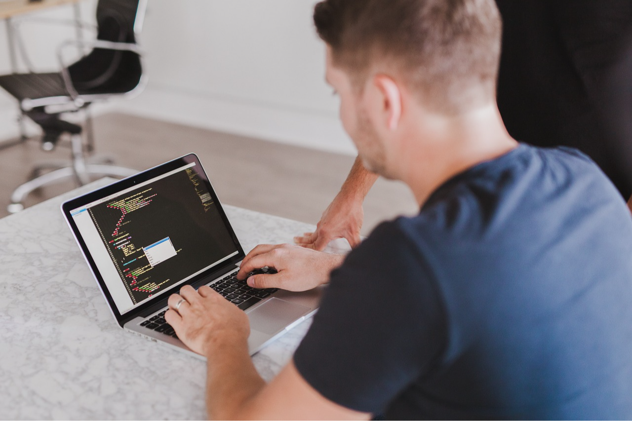 Over 40, With No Technical Background, This Is How I Learned Javascript in 2 Weeks