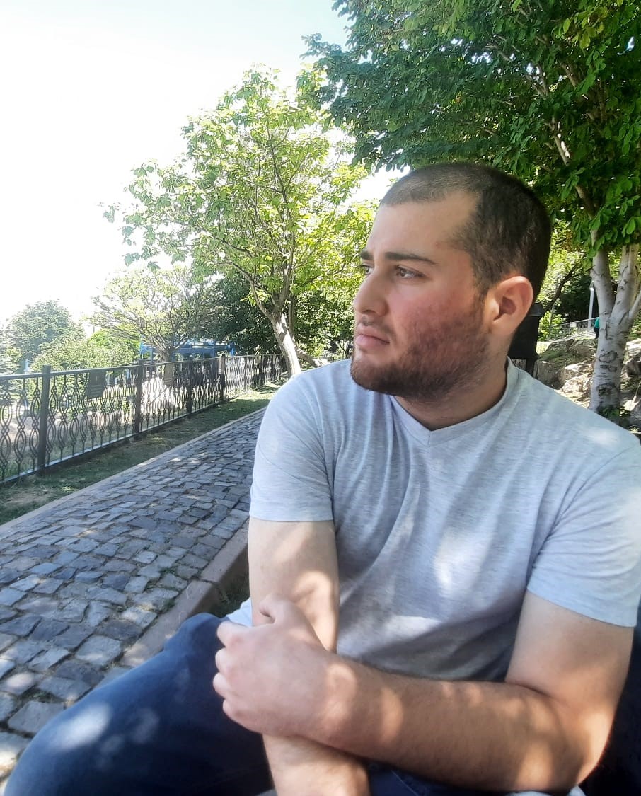 Author profile picture