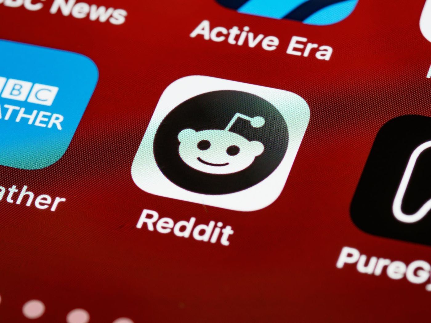 Discussing Three Reddit Alternatives After Reddit's API Decisions