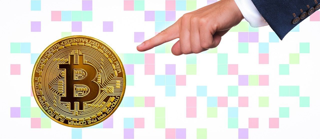 Fanning the Flames of Crypto Commerce: A Personal Take on Shopping.io and NOWPayments