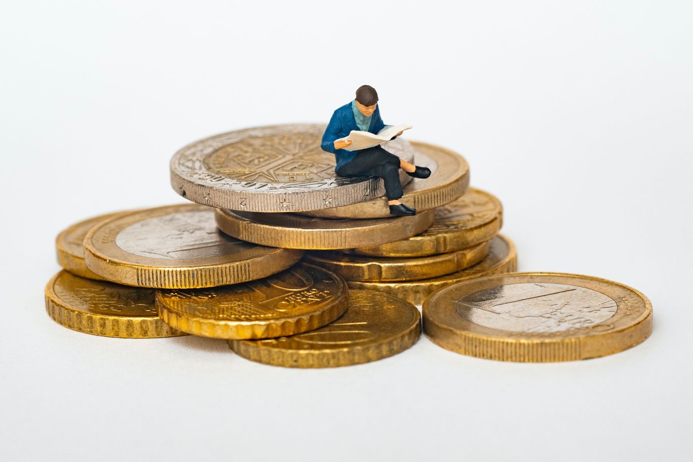 Is Cash Disappearing? The Vanishing Act of Change