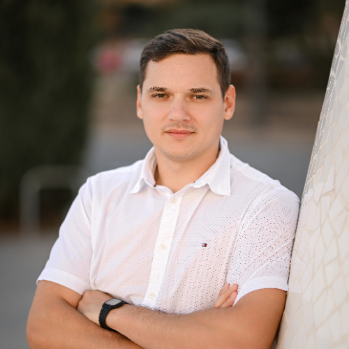 Author profile picture