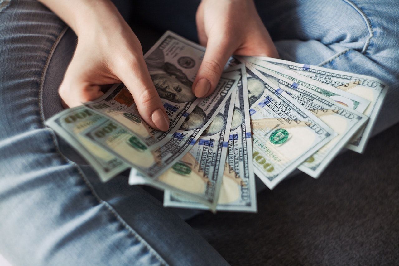 Dividend Stocks Under $50 to Consider in 2023