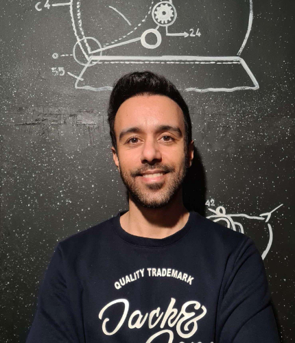 Author profile picture