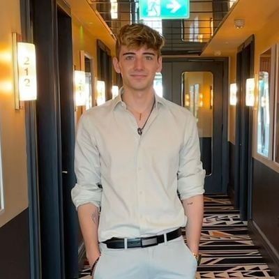 Author profile picture