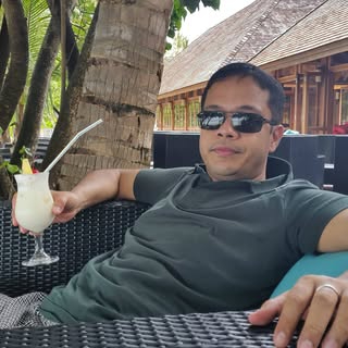 Author profile picture