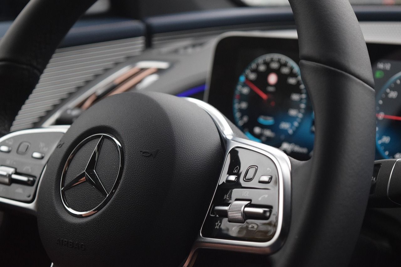 From AI To IoT: How Technology Developments Are Redefining The Driving Experience