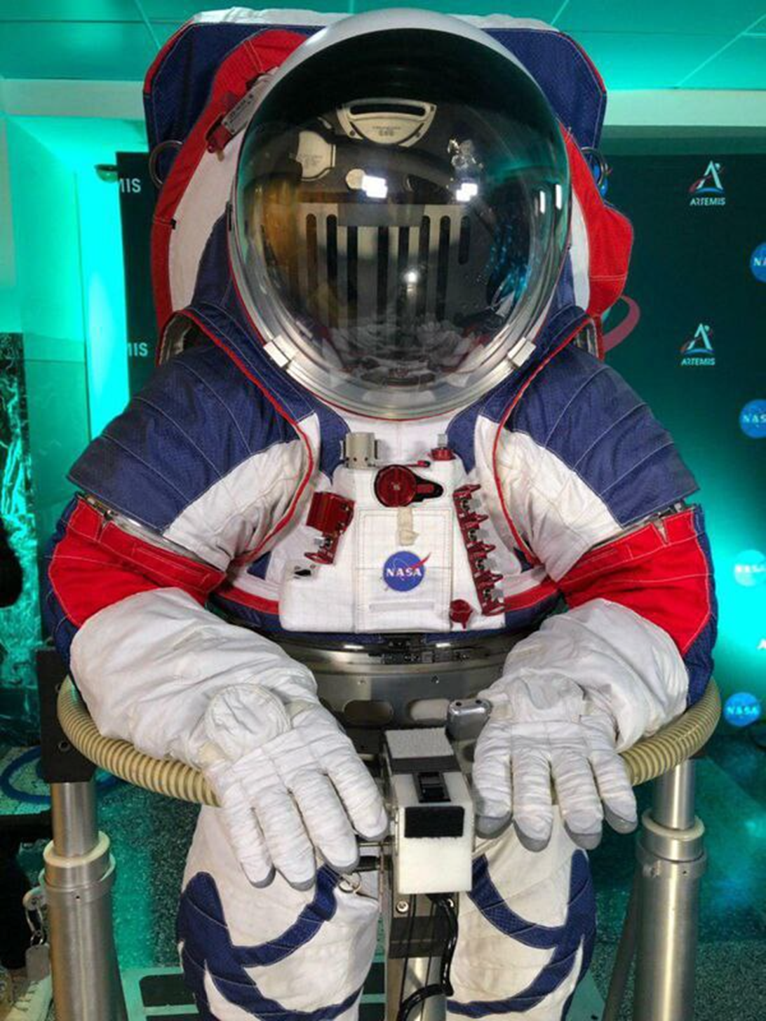 In 2019, this is the spacesuit NASA head Jim Brindestein introduced to journalists as the future lunar spacesuit.