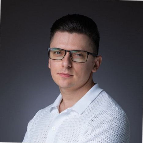 Maxim Kubitsky   HackerNoon profile picture