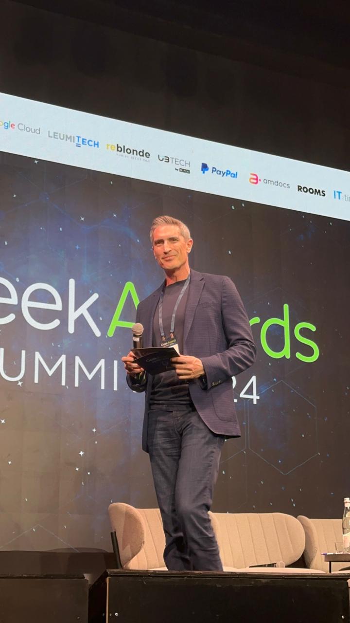 The Algorithmic Blind Spot: Why AI Search Can’t See Your Tech Brand