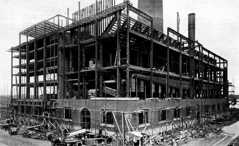 Ninety-sixth Street Station of the New York Railways Co., New York City, Operating 20,000 Horse Power of Babcock & Wilcox Boilers. This Company and its Allied Companies Operate a Total of 100,000 Horse Power of Babcock & Wilcox Boilers