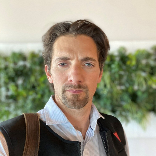Author profile picture