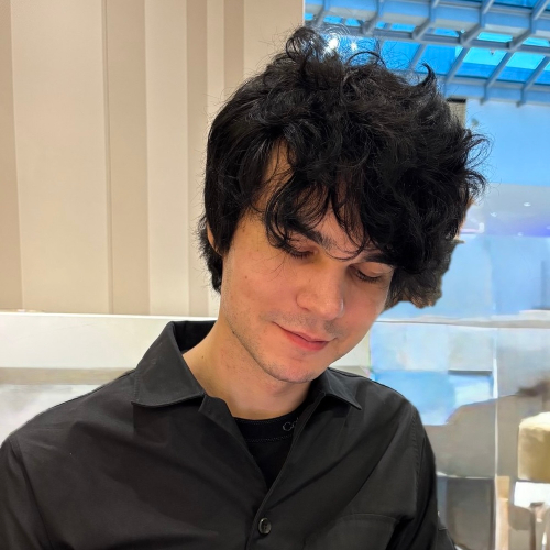 Author profile picture