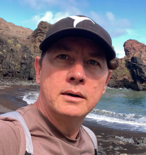 Author profile picture