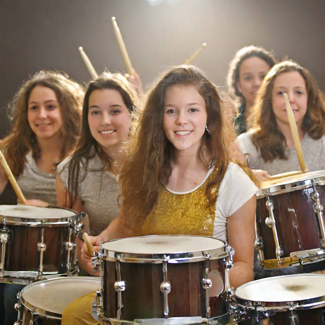 twelve drummers drumming