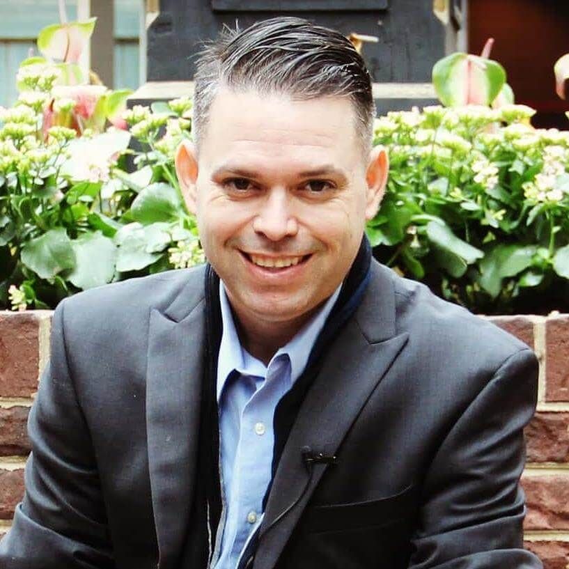 Meet Sal Peer I Connect On Social: @iamsalpeer